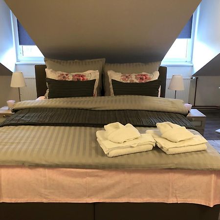 Lili Apartman Apartment Marianske Lazne Ngoại thất bức ảnh