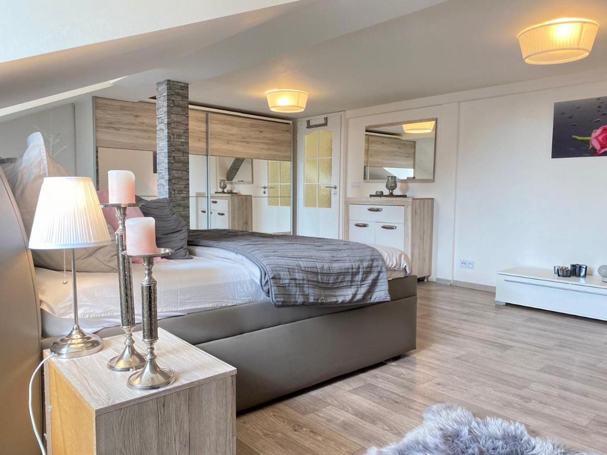 Lili Apartman Apartment Marianske Lazne Ngoại thất bức ảnh