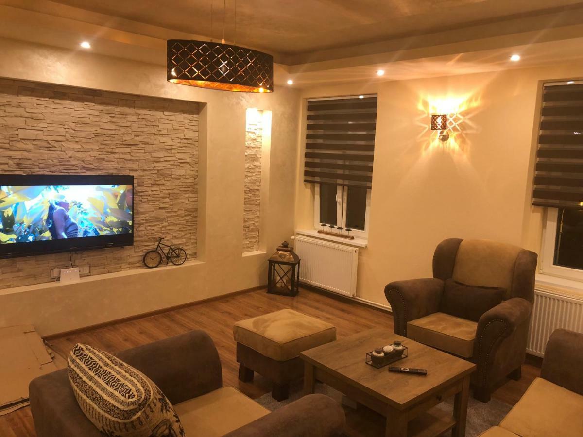 Lili Apartman Apartment Marianske Lazne Ngoại thất bức ảnh