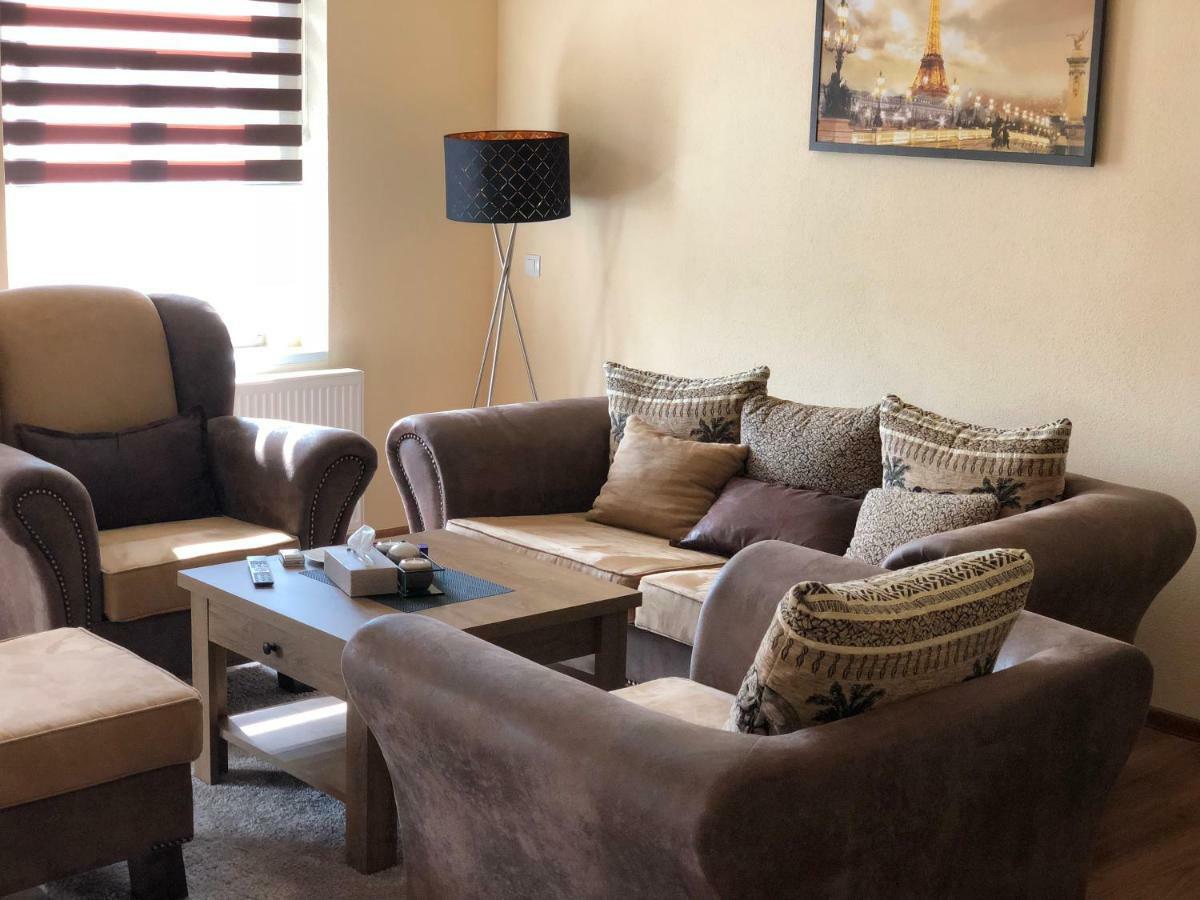 Lili Apartman Apartment Marianske Lazne Ngoại thất bức ảnh