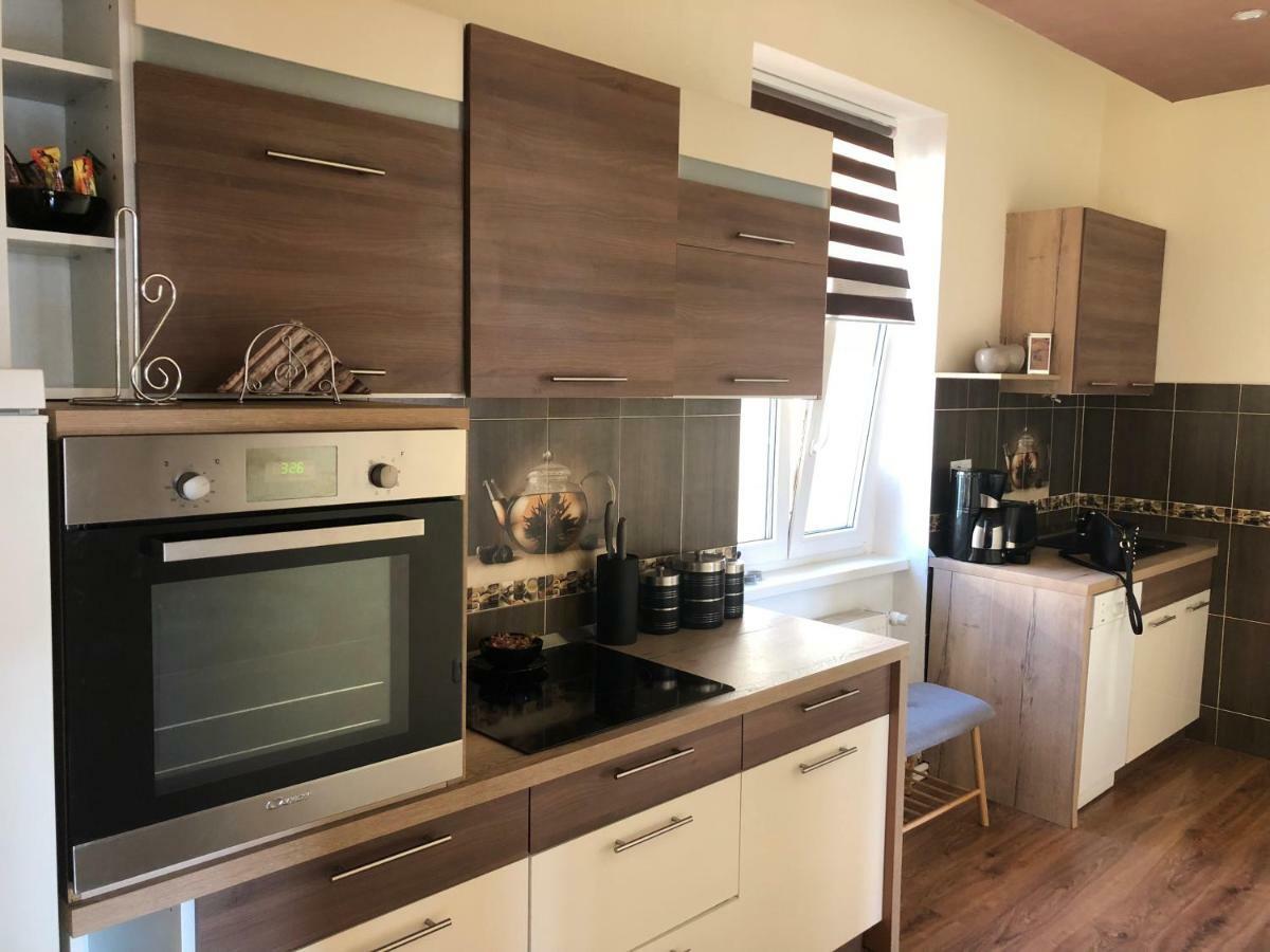 Lili Apartman Apartment Marianske Lazne Ngoại thất bức ảnh