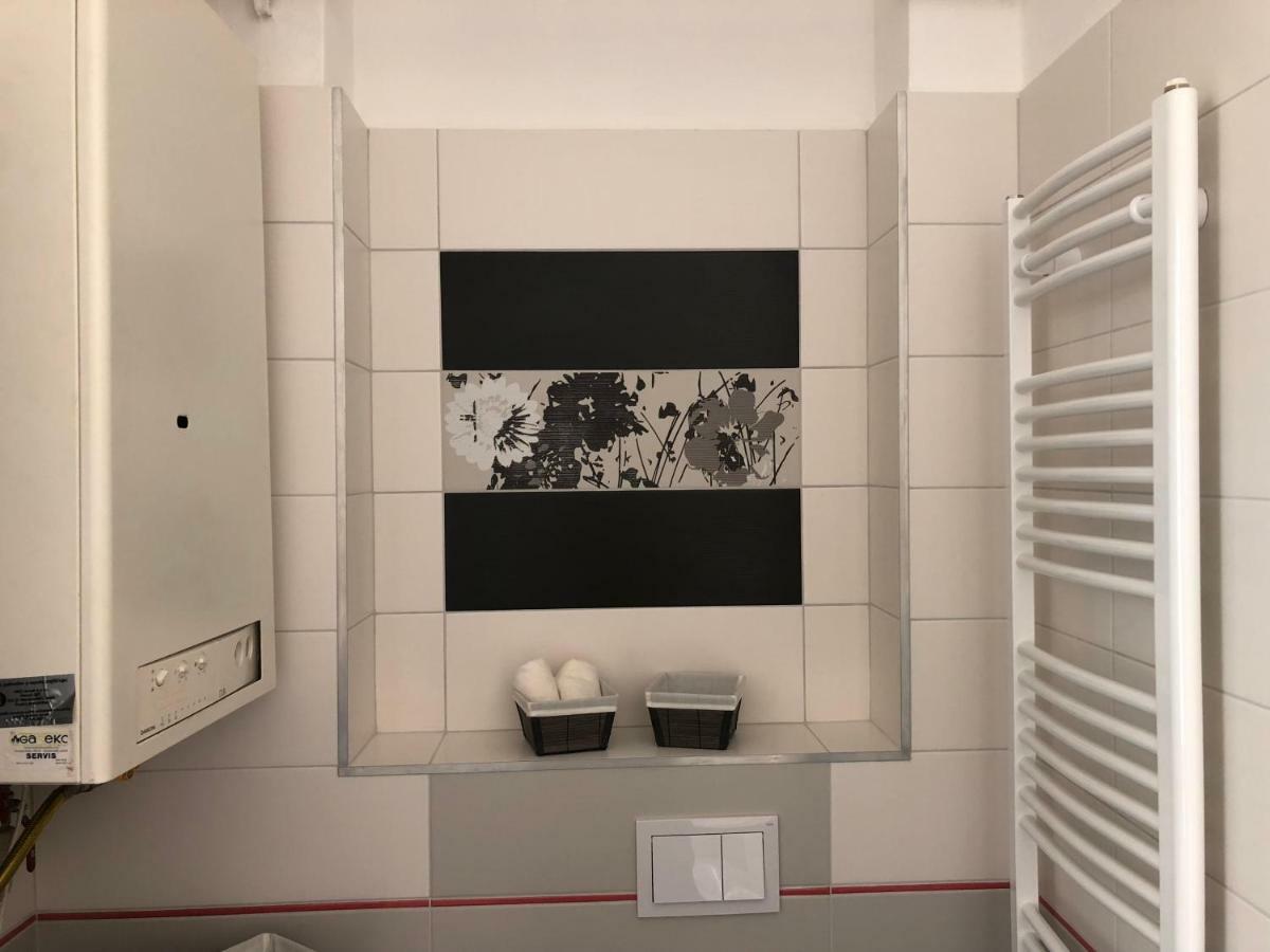 Lili Apartman Apartment Marianske Lazne Ngoại thất bức ảnh